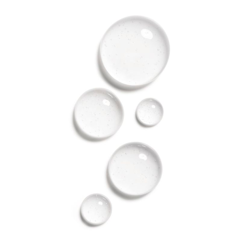 SUBLIMAGE-LA-LOTION-LUMIERE-EXFOLIANTE-Tratamiento-125-ML-CHANEL-textura